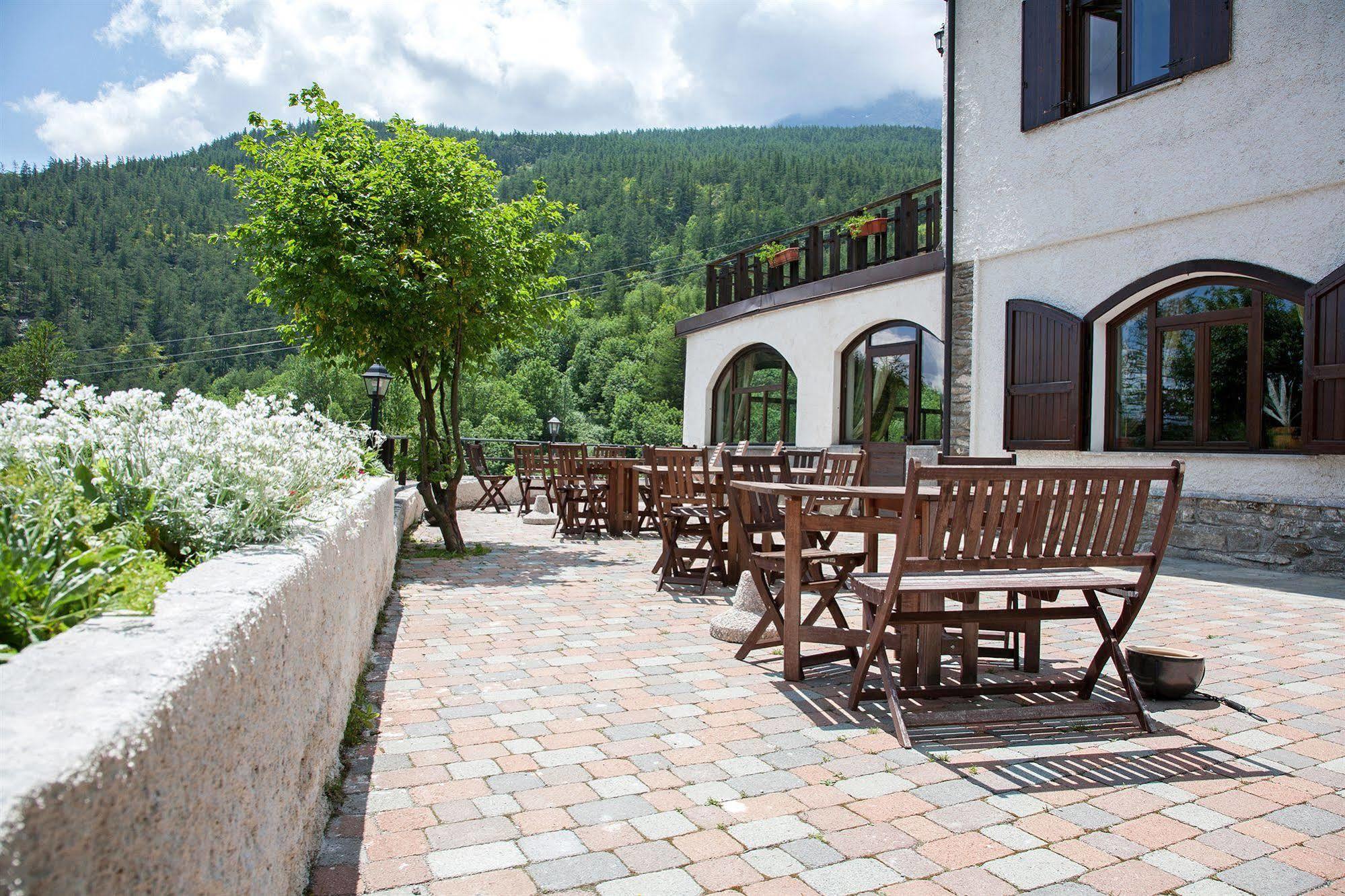 מונצ'ניזיו Chalet Sul Lago Hotel In Montagna מראה חיצוני תמונה
